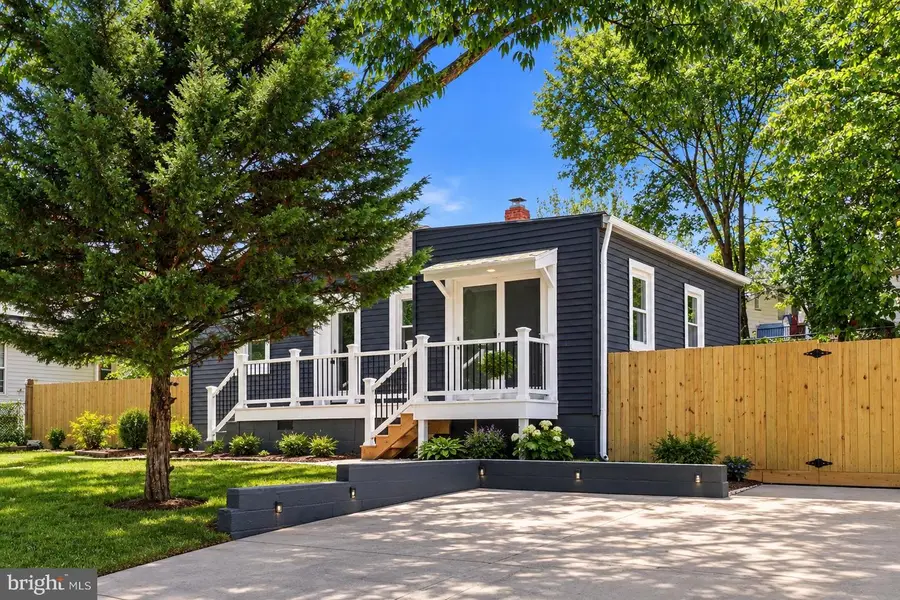 1414 Farmingdale Ave, Capitol Heights, MD 20743 - #2
