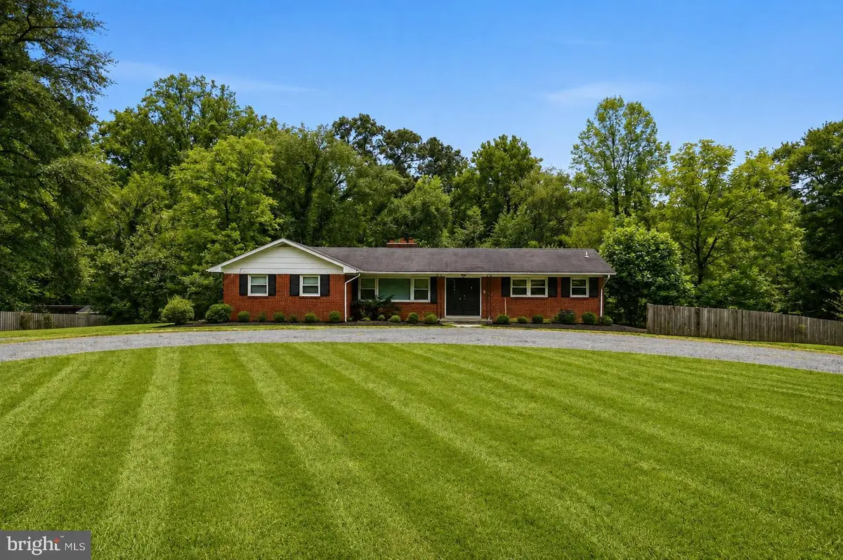 16301 Abbey Dr, Bowie, MD 20715 - #1