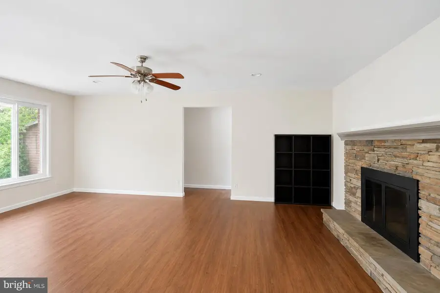 16301 Abbey Dr, Bowie, MD 20715 - #2