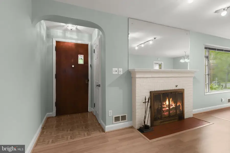 6603 Wells Pkwy, University Park, MD 20782 - #2