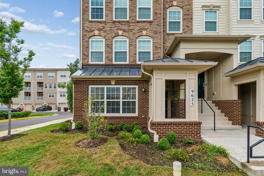 9625 Block St, Lanham, MD 20706 - #2