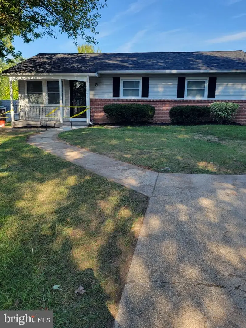 8805 Chestnut Ave, Bowie, MD 20720 - #1