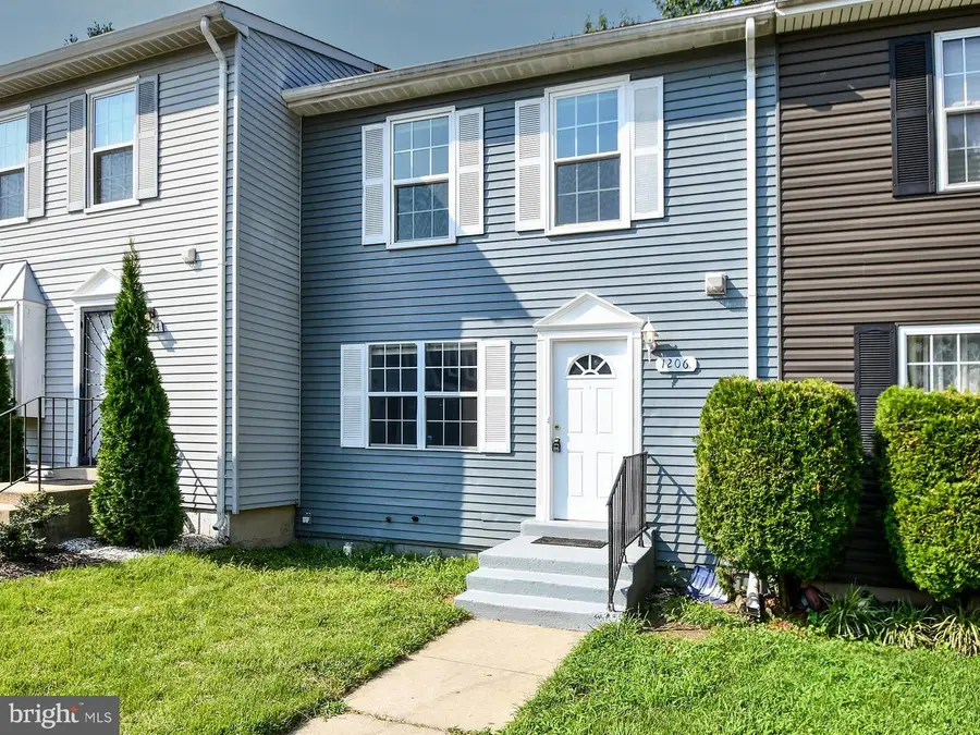 1206 Castlehaven Ct, Capitol Heights, MD 20743 - #2