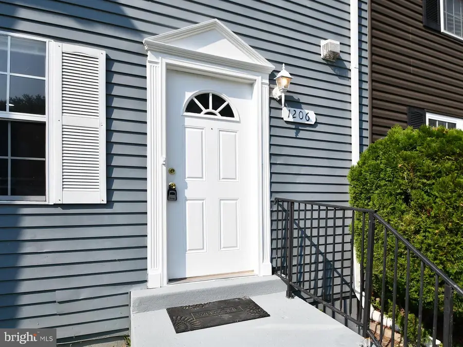 1206 Castlehaven Ct, Capitol Heights, MD 20743 - #3