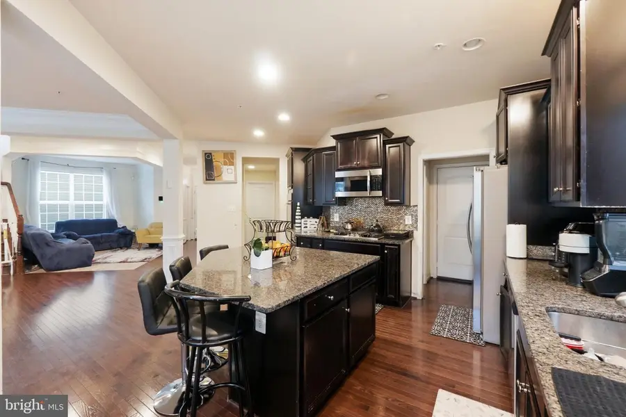 9205 Glenarden Pkwy, Lanham, MD 20706 - #3