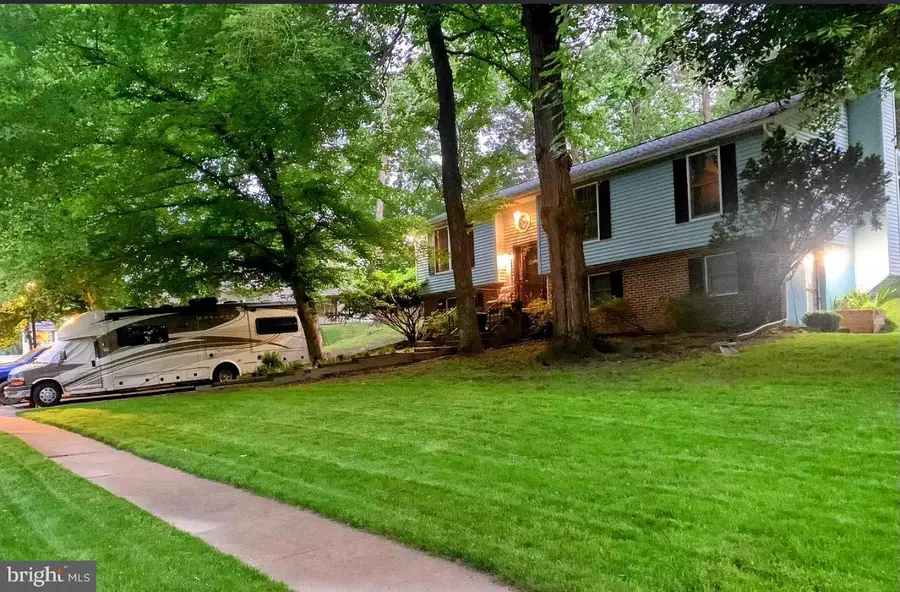 8301 Heatherwick Dr, Brandywine, MD 20613 - #2