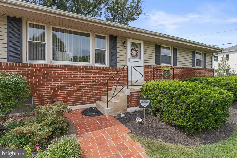 11814 N Lincoln Ave, Beltsville, MD 20705 - #2