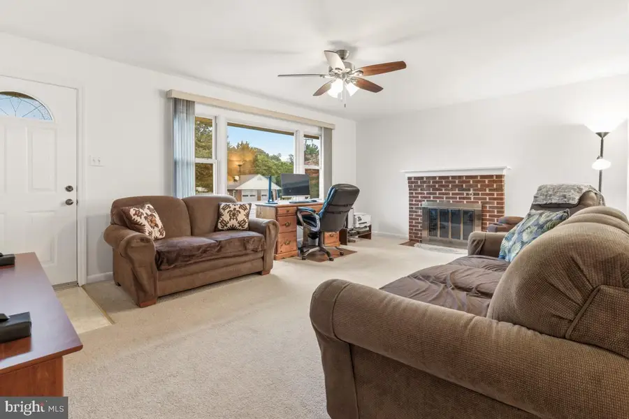 11814 N Lincoln Ave, Beltsville, MD 20705 - #3