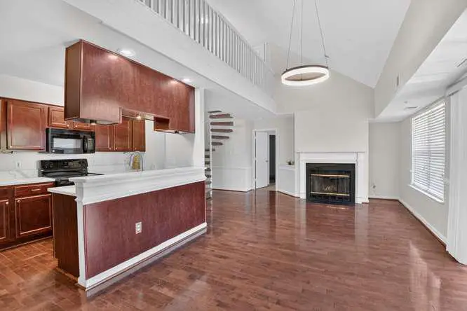 9816 Lake Pointe Ct #302, Upper Marlboro, MD 20774 - #3