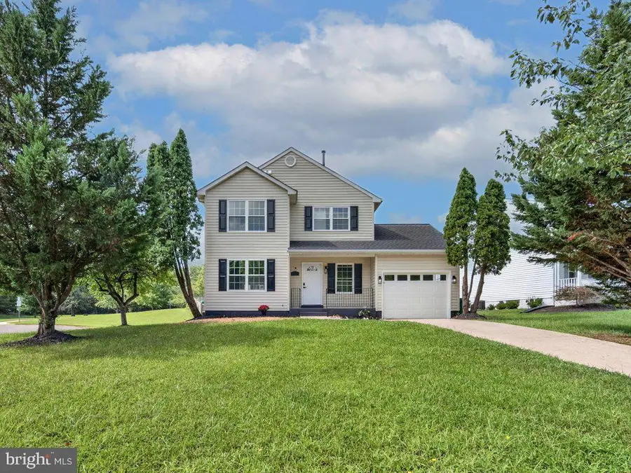 5300 Broadwater St, Temple Hills, MD 20748 - #2