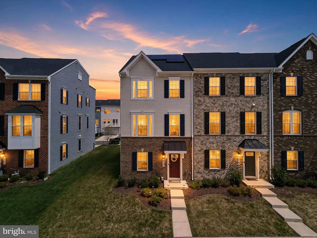 612 Maple Lawn Dr, Bowie, MD 20716 - #1