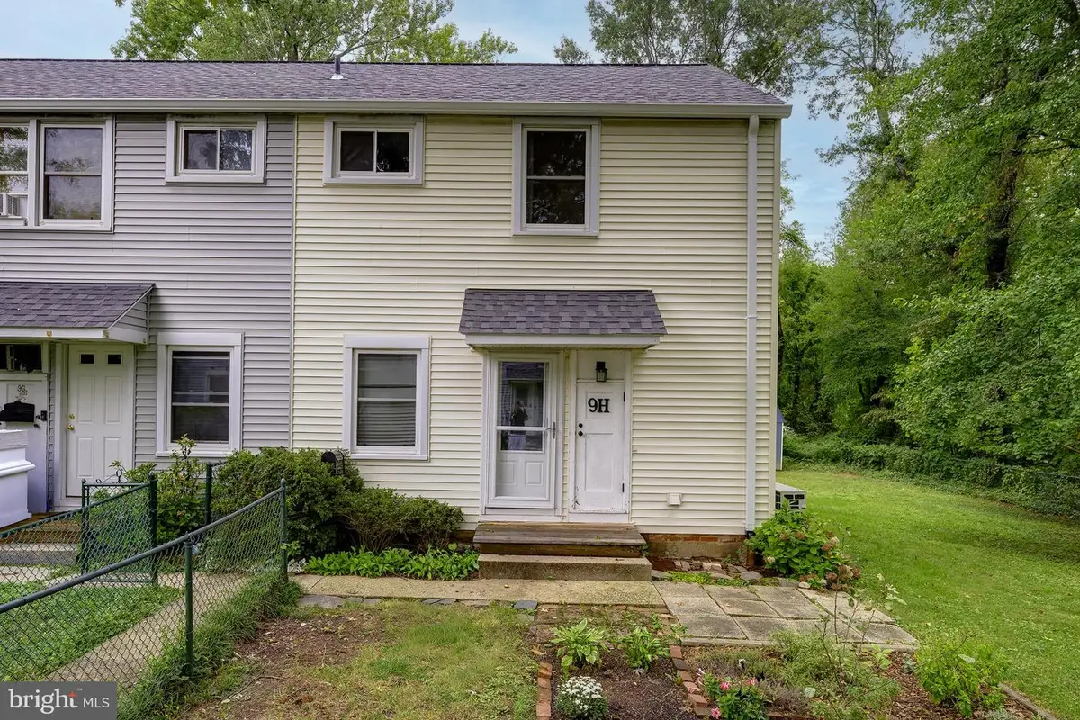 9-h Southway, Greenbelt, MD 20770 - #1