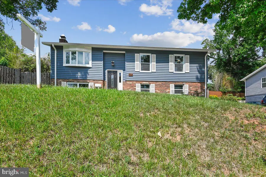 6004 Queens Chapel Rd, Hyattsville, MD 20782 - #3