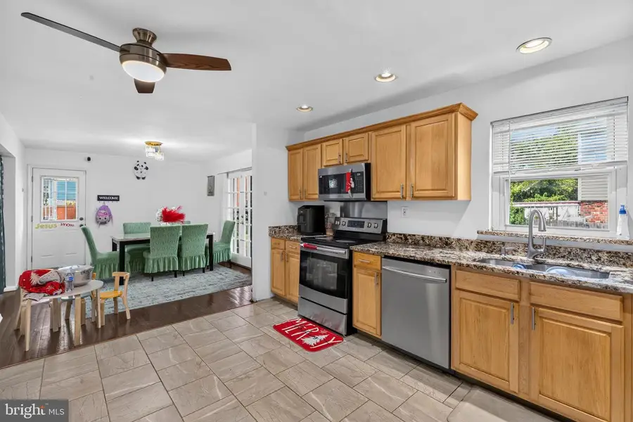 81 Herrington Dr, Upper Marlboro, MD 20774 - #3