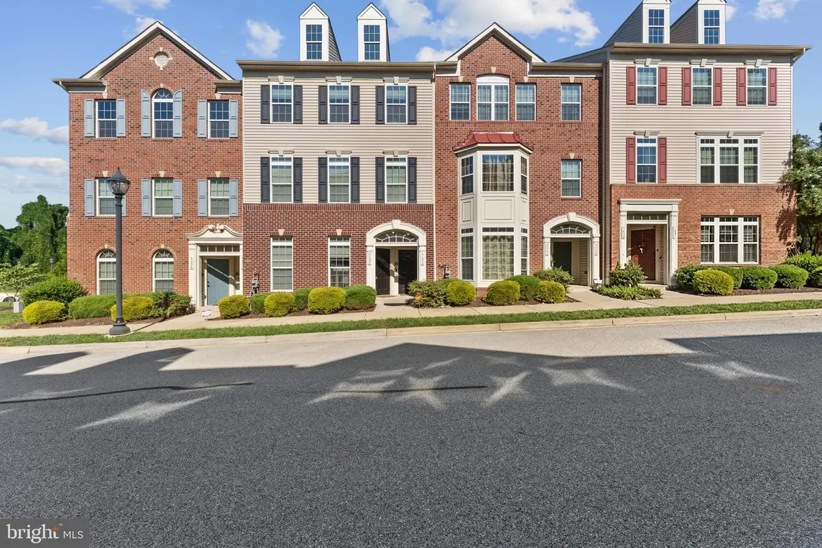 5656 Virginia Ln #70, Oxon Hill, MD 20745 - #1