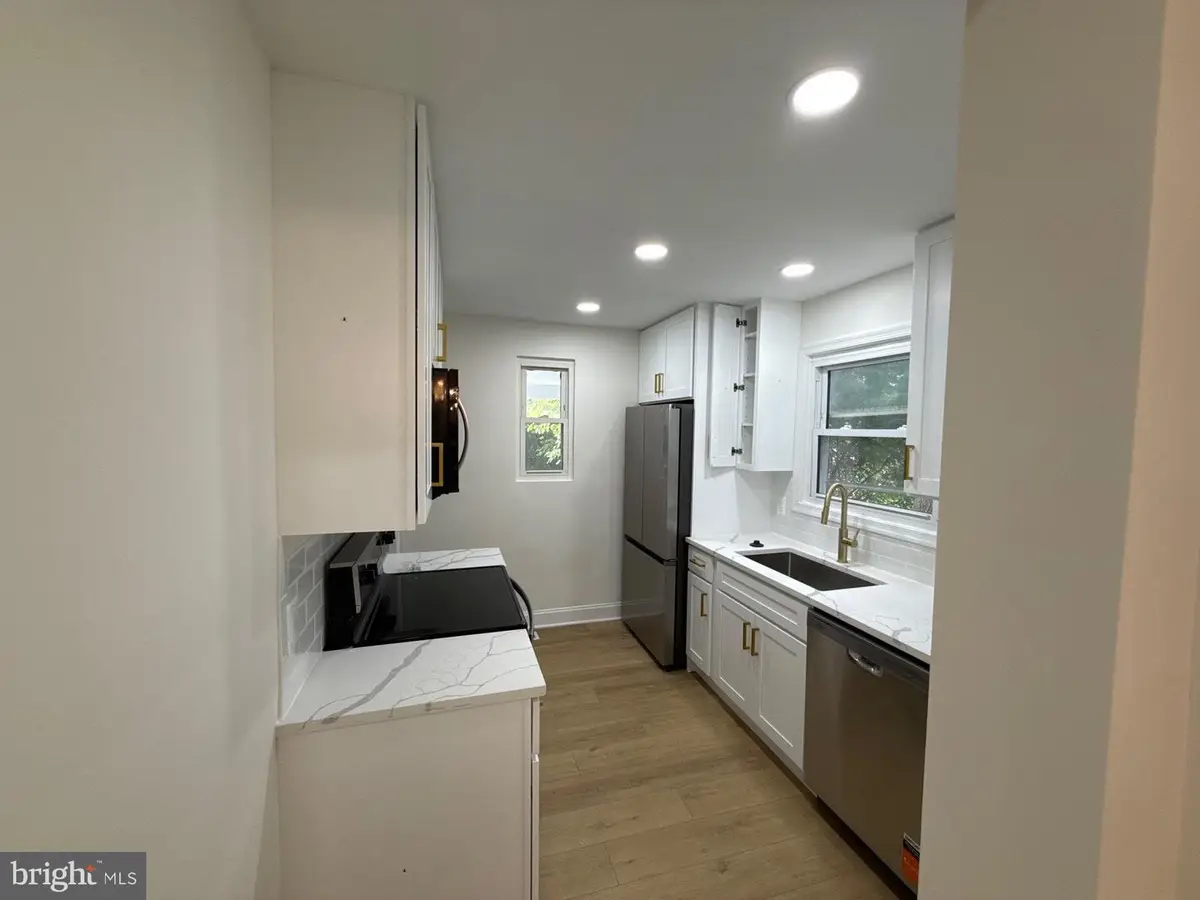 6002 41st Ave, Hyattsville, MD 20782 - #1