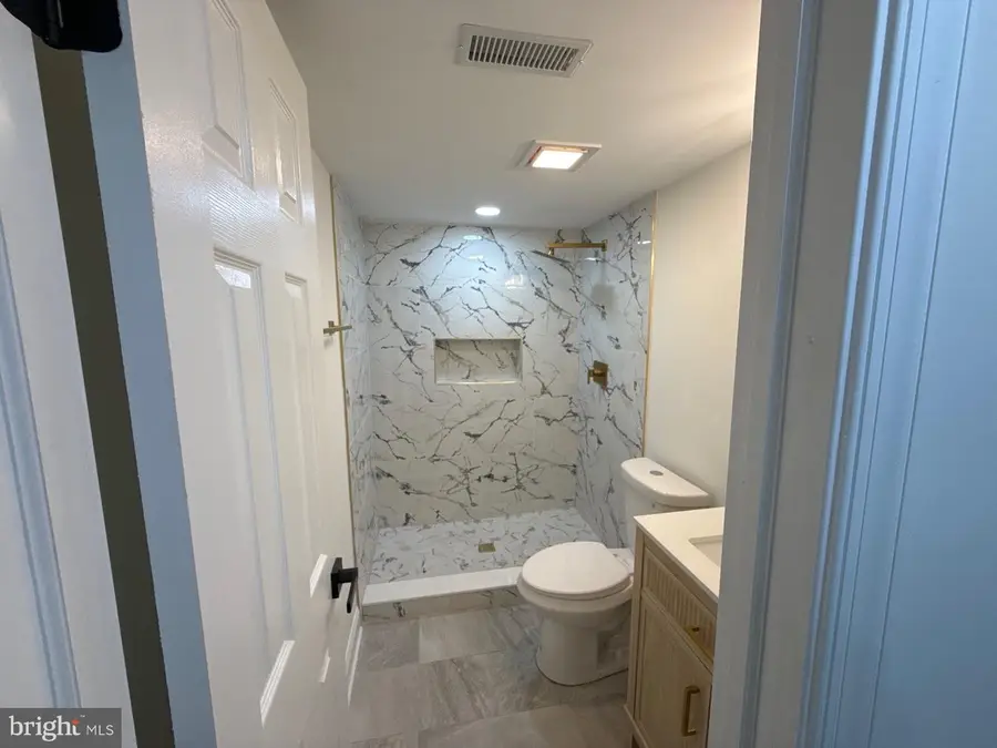 6002 41st Ave, Hyattsville, MD 20782 - #2