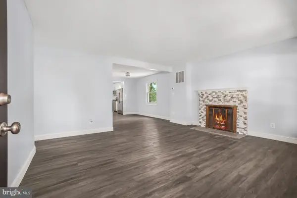 9359 Worrell Ave, LANHAM, MD 20706