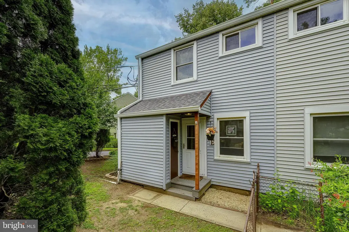 1-e Laurel Hill Rd, Greenbelt, MD 20770 - #1