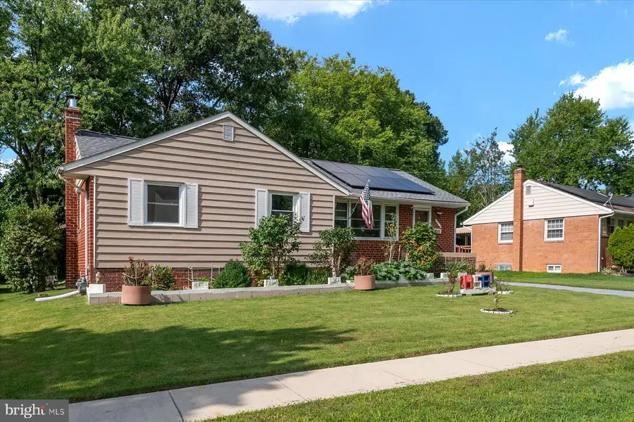 6412 Jodie St, Hyattsville, MD 20784 - #2