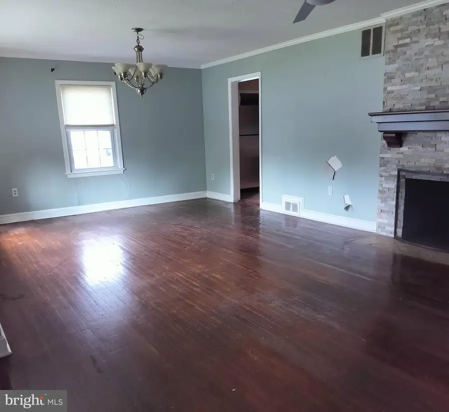 226 Seneca Dr, Oxon Hill, MD 20745 - #2
