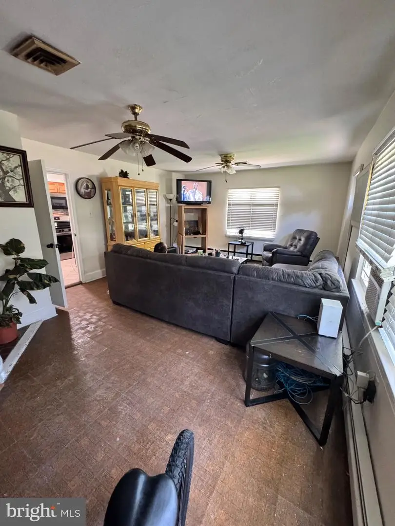 5115 S Barnaby Rd, Temple Hills, MD 20748 - #2
