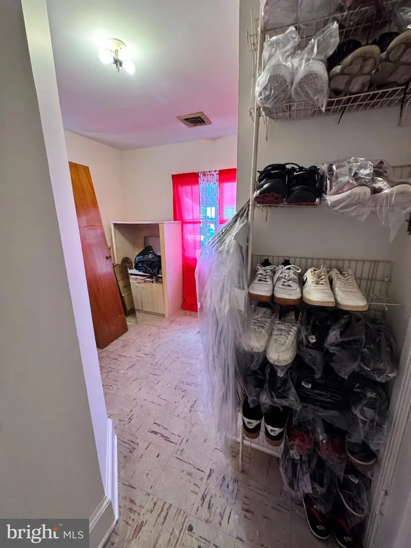 5115 S Barnaby Rd, Temple Hills, MD 20748 - #3