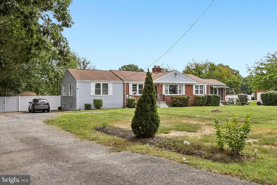 5905 Kirby Rd, Clinton, MD 20735 - #2