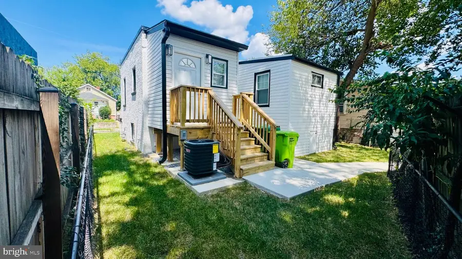 4321 Monroe St, Brentwood, MD 20722 - #3
