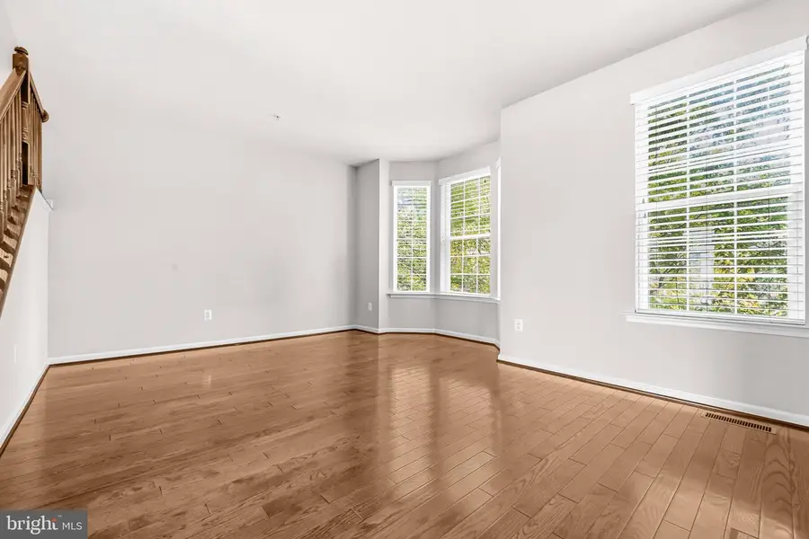 1733 Fernwood Dr, Upper Marlboro, MD 20774 - #3