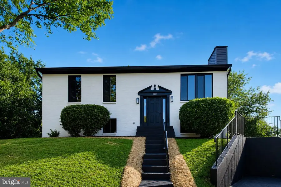 8802 Rosanne Ct, Clinton, MD 20735 - #2