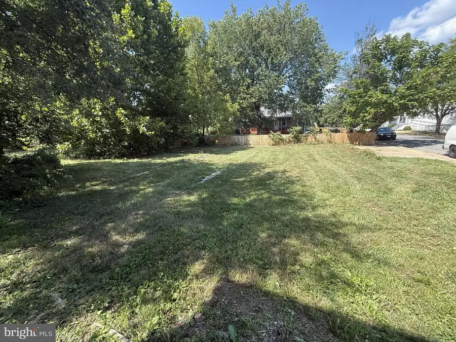 4204 37th St, Brentwood, MD 20722 - #3