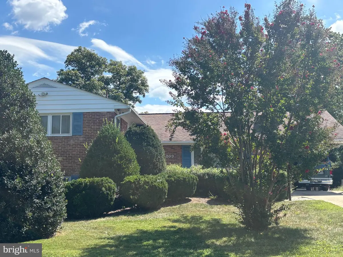 4209 Brandon Ln, Beltsville, MD 20705 - #1