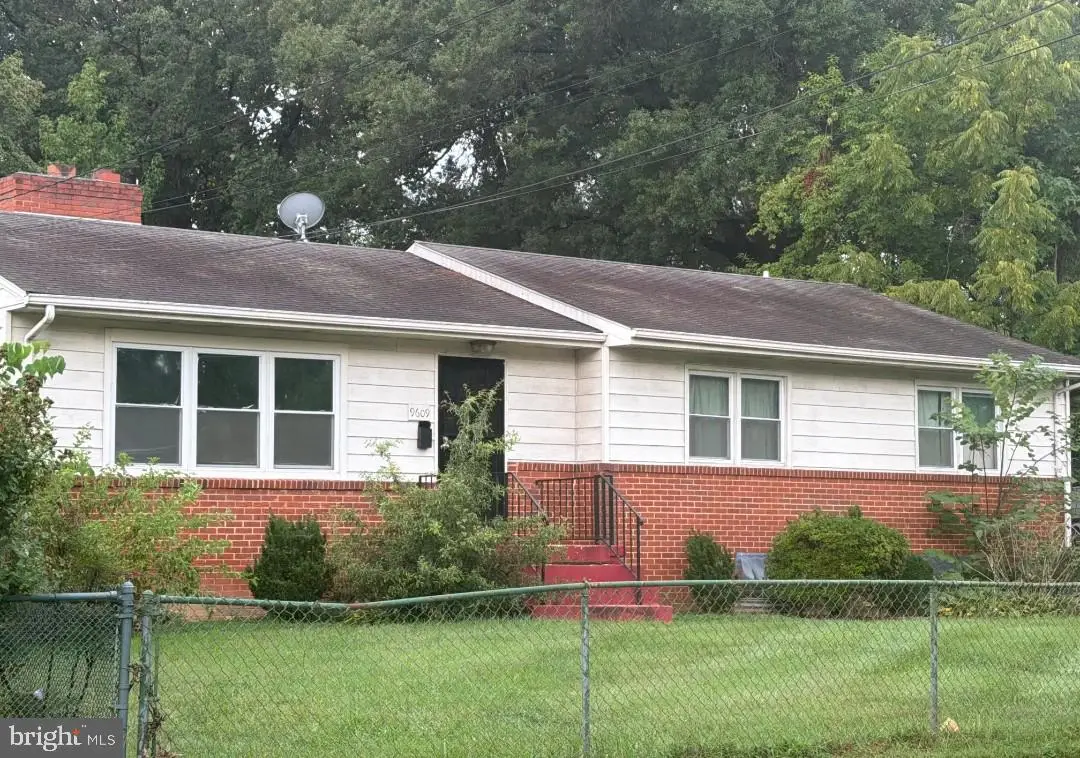 9609 Woodberry St, Lanham, MD 20706 - #1