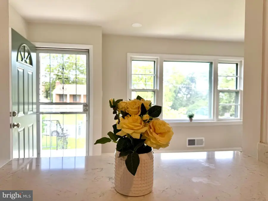 1212 Elfin Ave, Capitol Heights, MD 20743 - #2