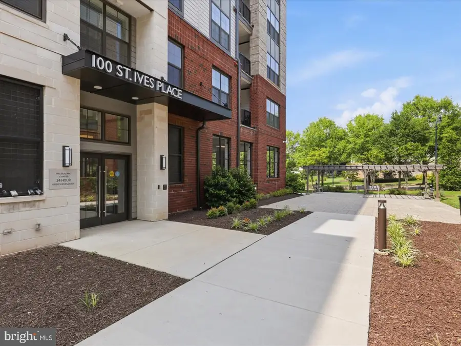 100 Saint Ives Pl #403, Oxon Hill, MD 20745 - #2