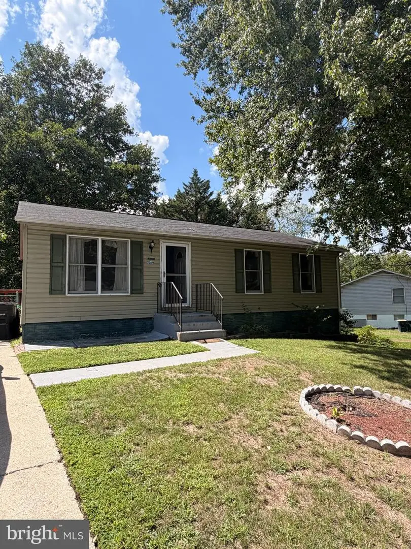 7303 Aquinas Ave, Upper Marlboro, MD 20772 - #1