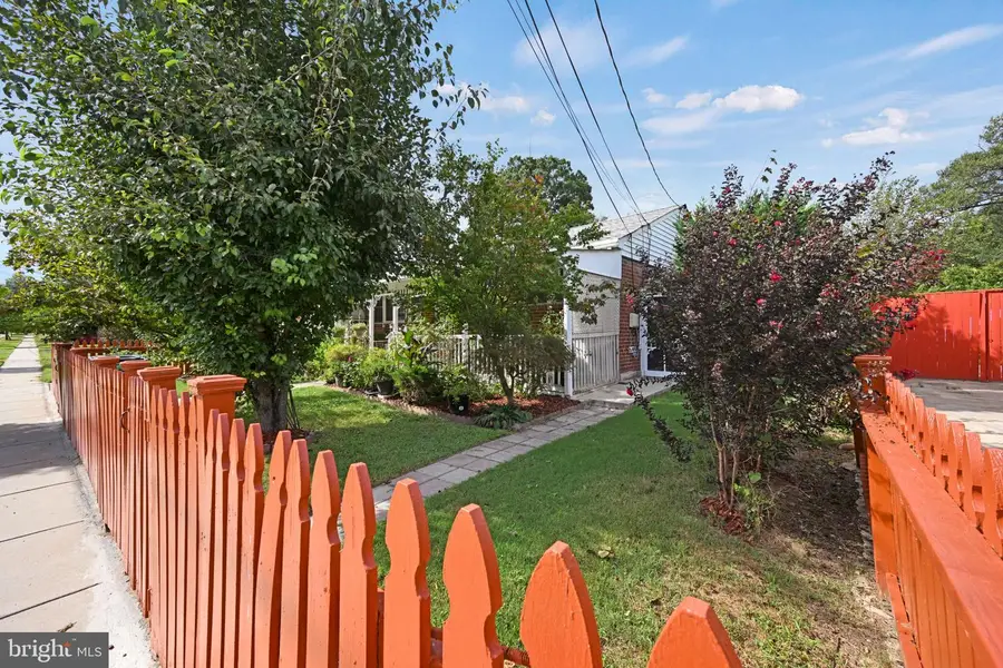 1932 Lebanon St, Hyattsville, MD 20783 - #3
