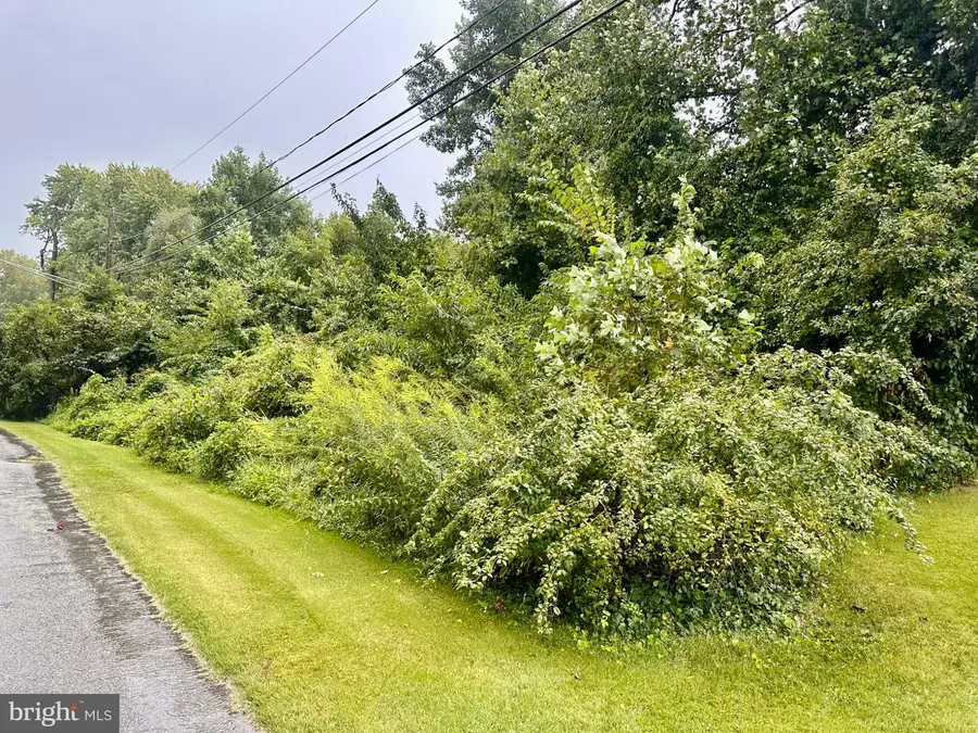 5620 Park Dr, Bowie, MD 20715 - #2