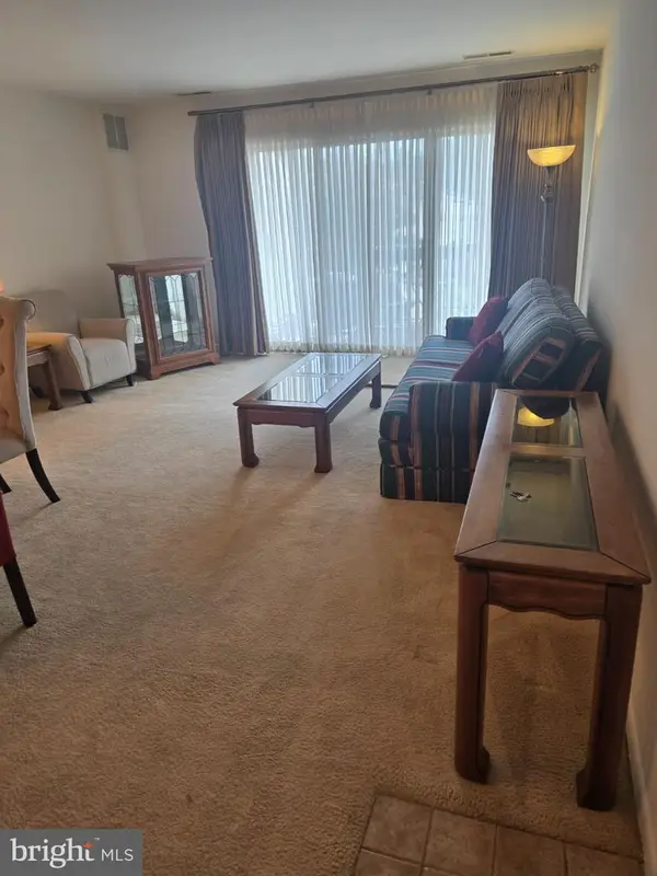 10118 Campus Way S #304, UPPER MARLBORO, MD 20774