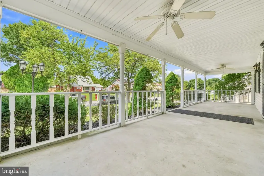2727 Keystone Ln, Bowie, MD 20715 - #3