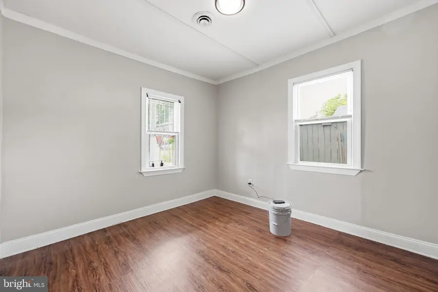 805 Eastern Ave, Fairmount Heights, MD 20743 - #3