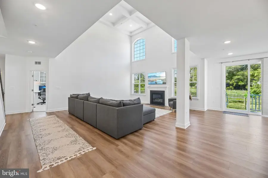 6807 Fountain Park Dr, Glenn Dale, MD 20769 - #2
