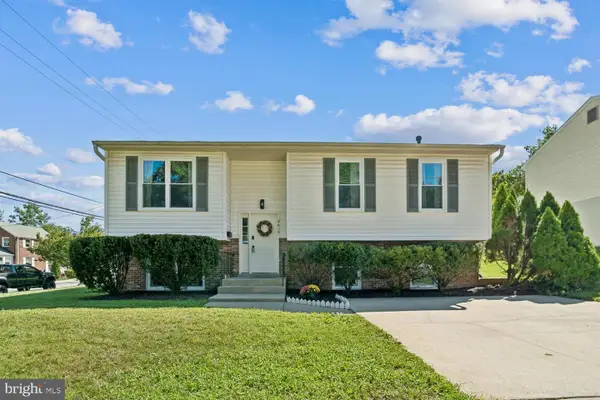 4015 Quintana St, HYATTSVILLE, MD 20782