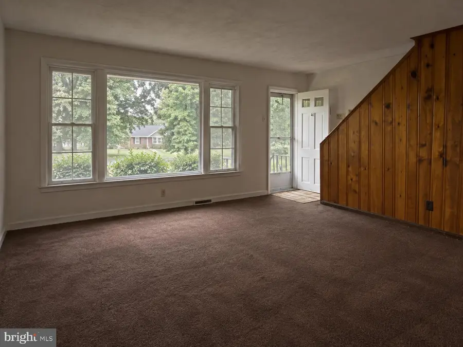 10426 Tullymore Dr, Hyattsville, MD 20783 - #3