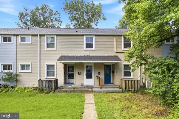7-e Research Rd, GREENBELT, MD 20770