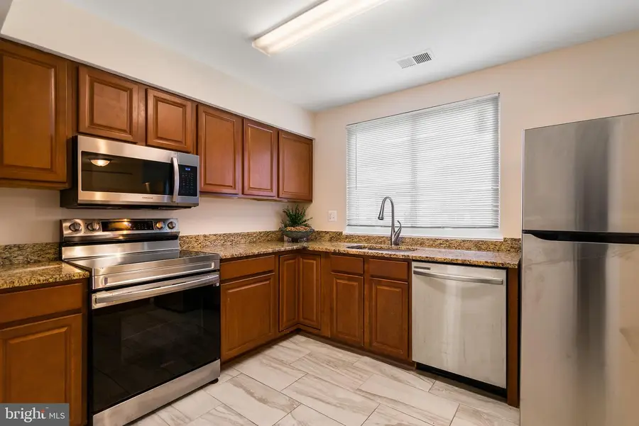 8131 Bird Ln, Greenbelt, MD 20770 - #3