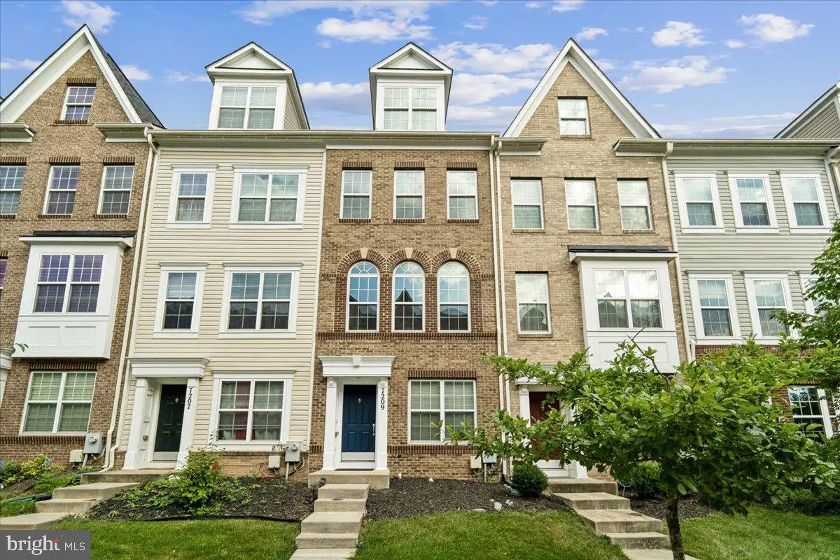 7209 Silver Thorn Way, Beltsville, MD 20705 - #1