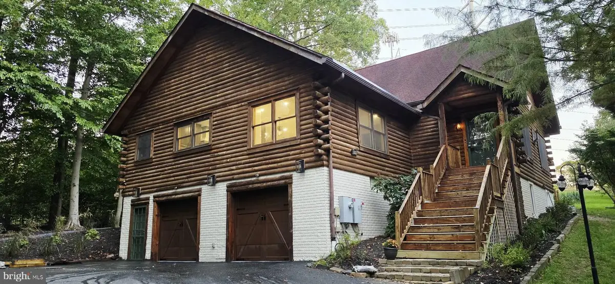2550 Brown Station Rd, Upper Marlboro, MD 20774 - #1