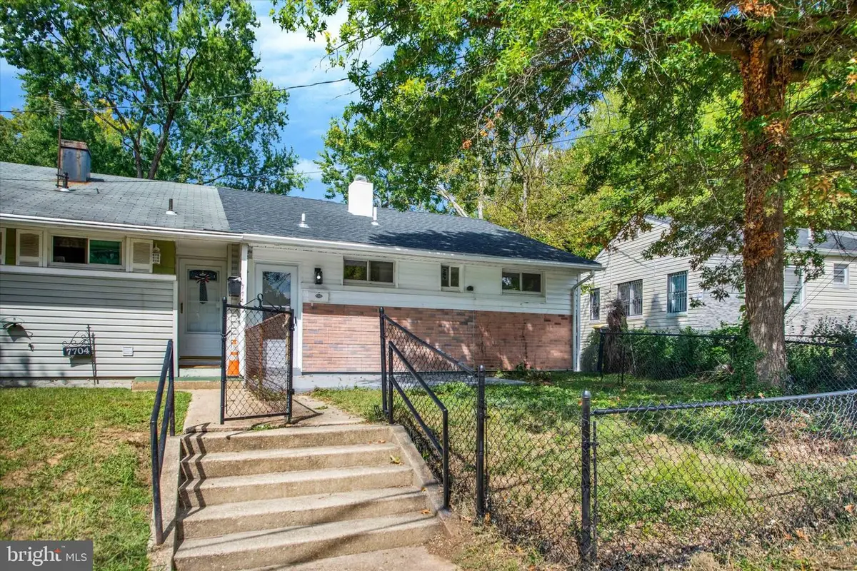 7706 Oxman Rd, Landover, MD 20785 - #1